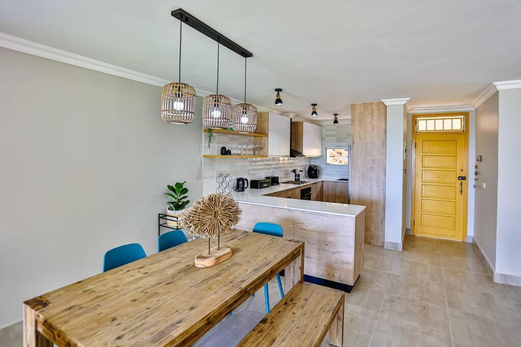 Large Sea View, Walk To Eateries, Loadshed Free Apartment Ballito Luaran gambar