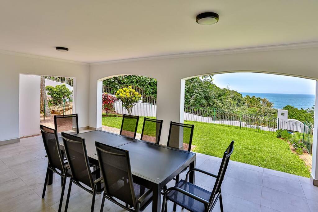 Large Sea View, Walk To Eateries, Loadshed Free Apartment Ballito Luaran gambar