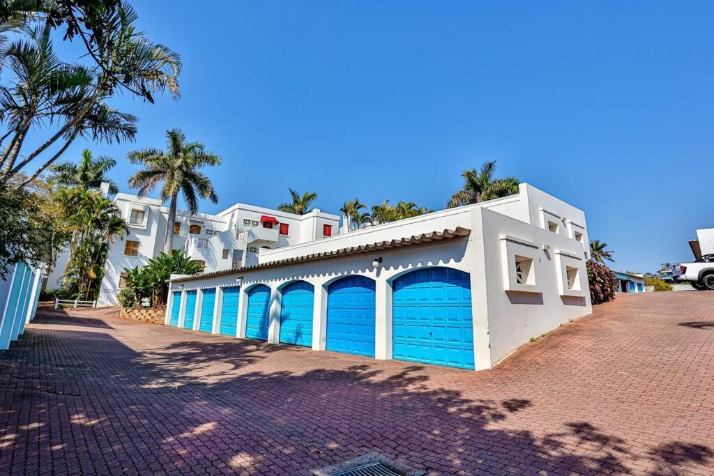 Large Sea View, Walk To Eateries, Loadshed Free Apartment Ballito Luaran gambar
